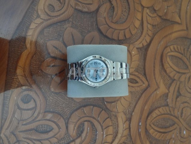 Swatch Lady Irony Femme - Acier Inox - Boîte
