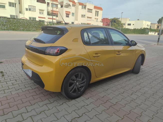 Peugeot 208  1min