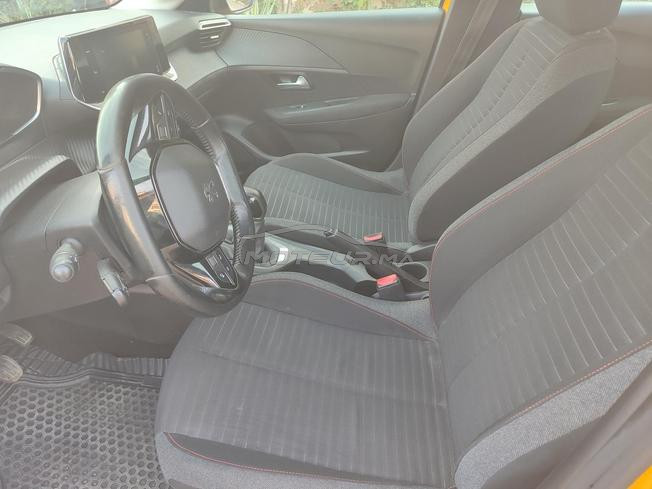 Peugeot 208  1min