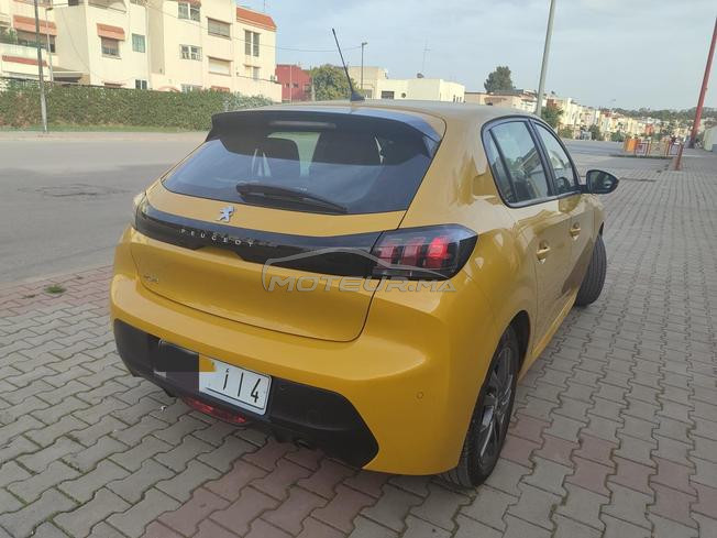 Peugeot 208  1min