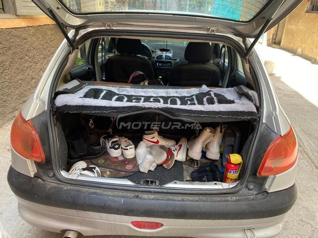 peugeot 206 en bonne état 