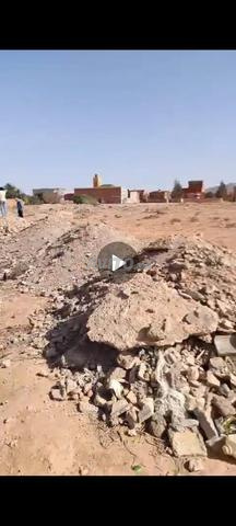 أرض للبيع في مدينة كلميم – 400 متر  – بجوج واجهات