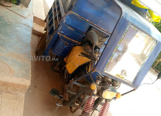 un moteur triporteur a vendre