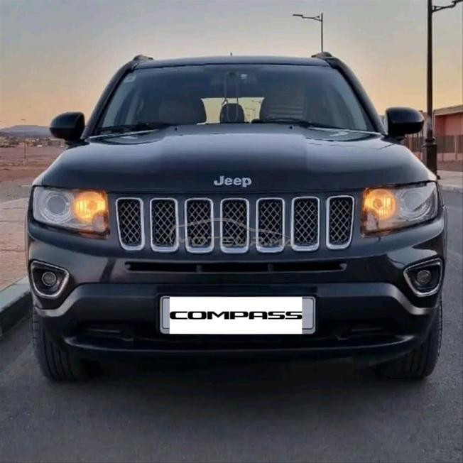 Jeep Compass Noir Diesel 2016 – Excellent État 🤩