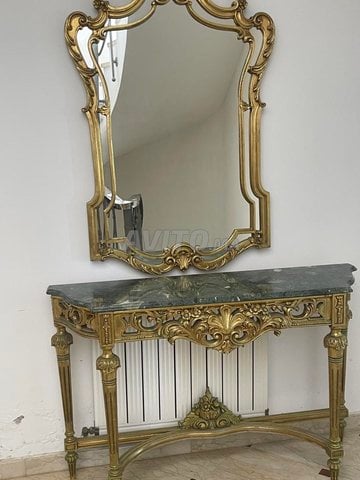 console vintage avec plateau marbre 