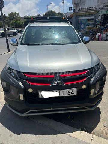 Mitsubishi  L200 2022
