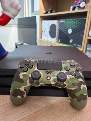 PS4 PRO 1TB avec garantie magasin marhba