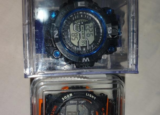 55 dhs l'unité 100 dhs les deux 