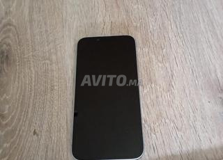 iPhone 14 256go rayures 