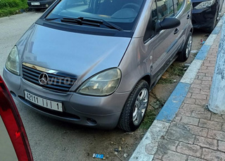 class A140 essence tres bon état 