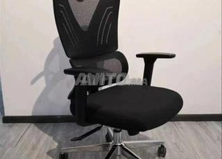 Chaise en mesh confortable/كرسي شبكي قابل للتعديل