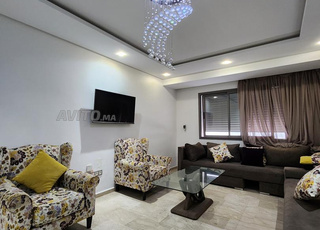 Appartement meublé pour location longue durée.