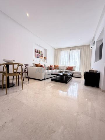 شقة مفروشة جديدة للإيجار 95 متر مربع في الدار البيضاء