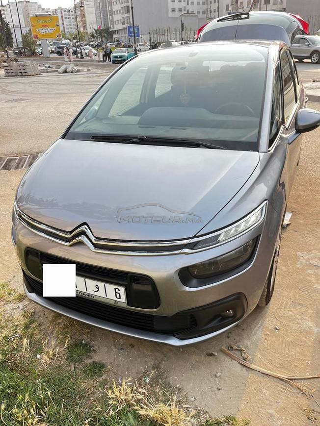 Citroen C4 en très bonne état 