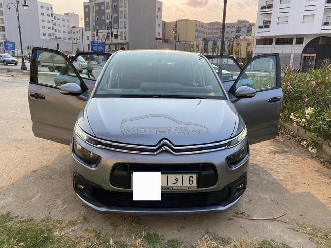Citroen C4 en très bonne état 