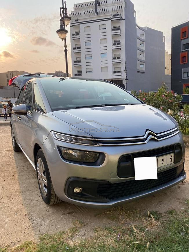 Citroen C4 en très bonne état 