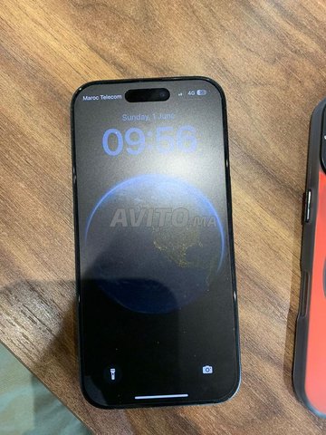 IPHONE 16 256 go 100 batterie 1 mois usage