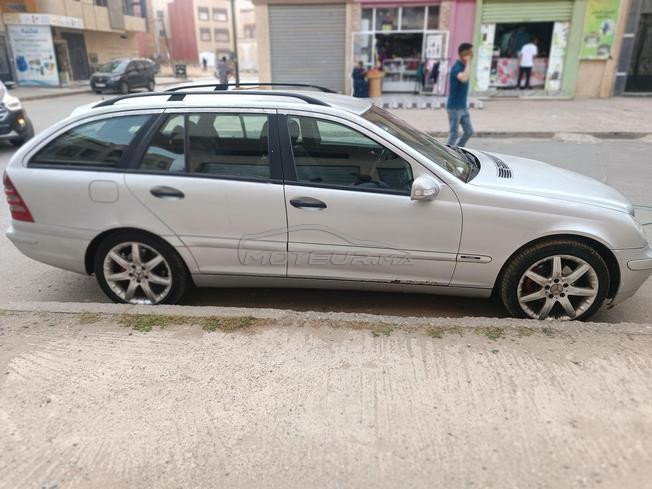 سياره للبيع مرسيدس بنز كلاص س 200فاميليا