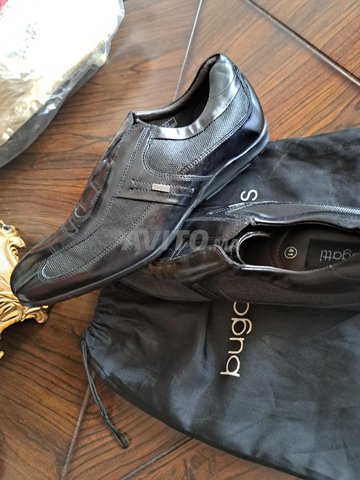 chaussures bugatti 42 neuves orig