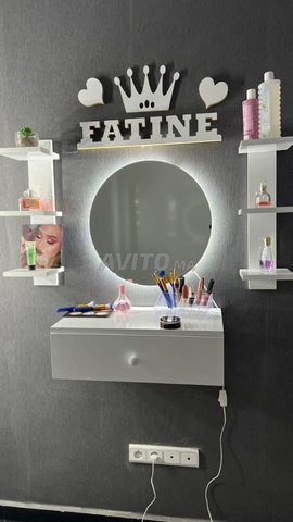 miroir avec etageres et tiroir