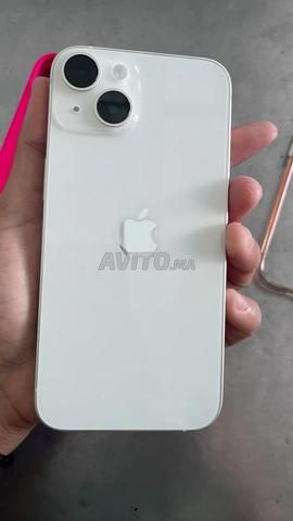 iPhone 13 – 128 Go – Très bon état – Face ID OK