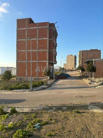 Terrain à vendre 100 mètres dans le lotissement de Sounoubri avec deux façades
