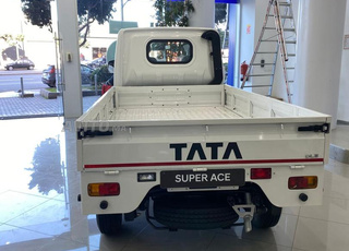 tata super ace 