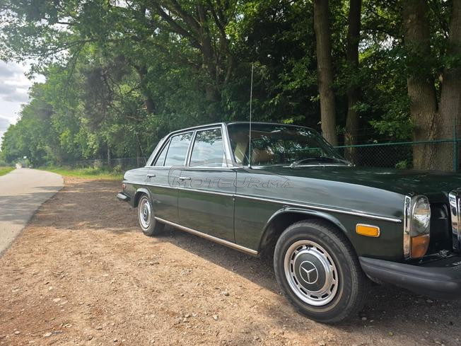 Mercedes-Benz 280 W114 Essence Automatique 1974