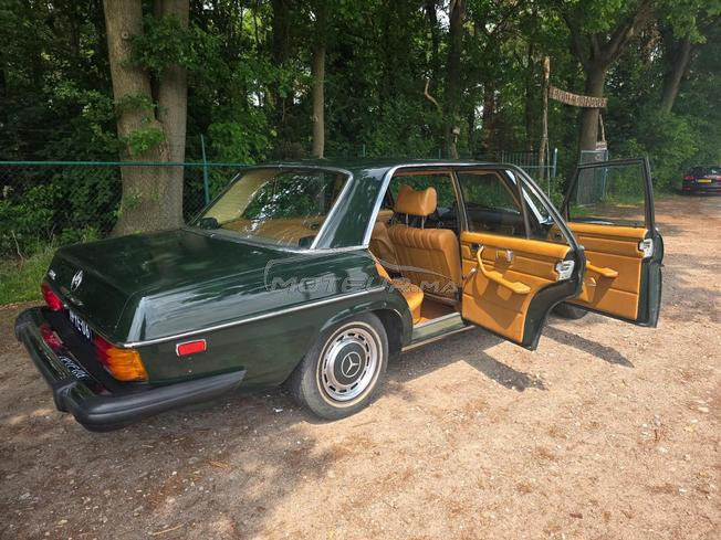 Mercedes-Benz 280 W114 Essence Automatique 1974