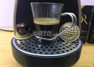DES MACHINES NESPRESSO KRUPS OU DELONGHI