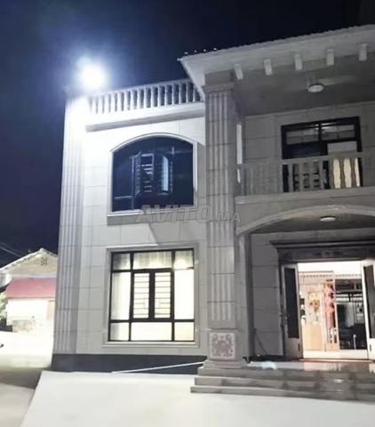 projecteur solaire  - 2