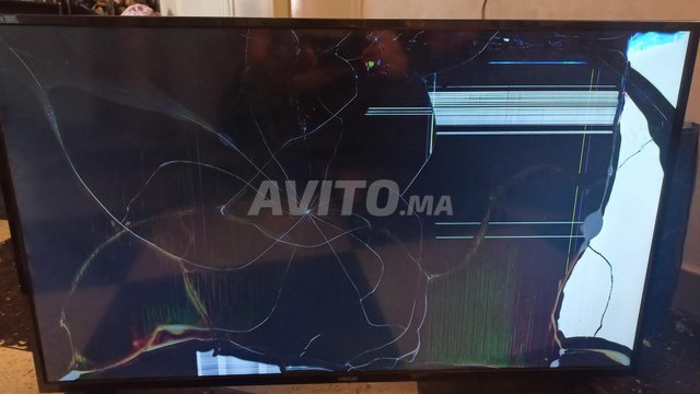 Télévision kröhler 43 afficheur cassé 