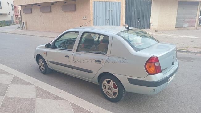 Renault Clio Essence Manuelle 2006 à Kénitra
