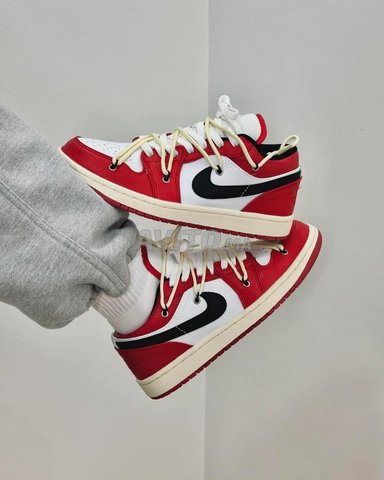 AIR JORDAN 1 LOW 