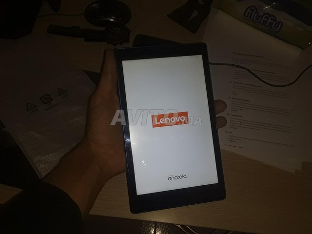 Tablette Lenovo TAB3, 8 pouces, double SIM