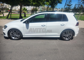 Volkswagen Golf 7 Diesel Automatique 2016 à Salé