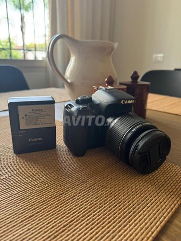 Appareil photo CANON 700D EOS
