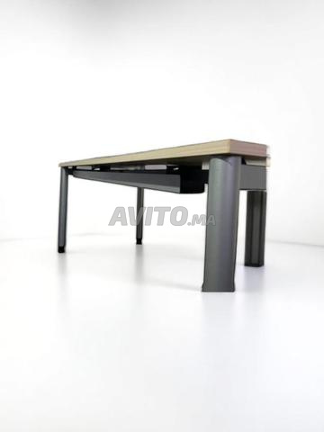 Bureau droit Haworth chêne 160x80cm passe câble