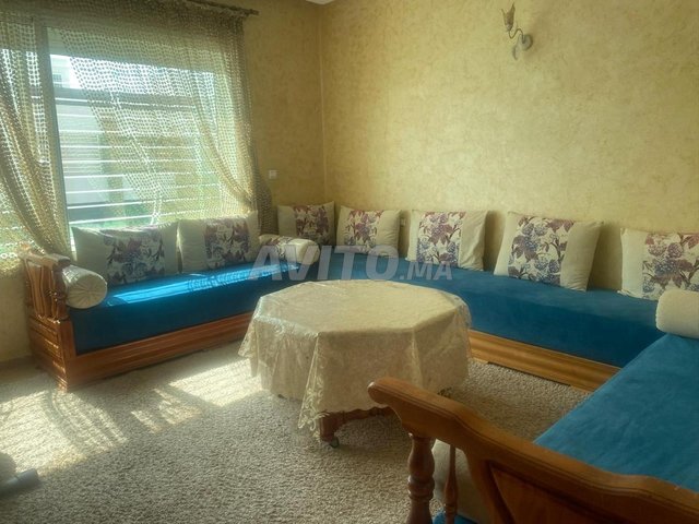 salon marocain complet, en excellent état.