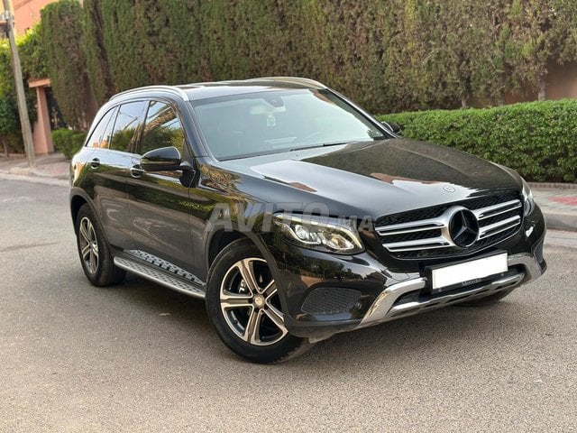 MERCEDES-BENZ GLC 06-2018 à Marrakech