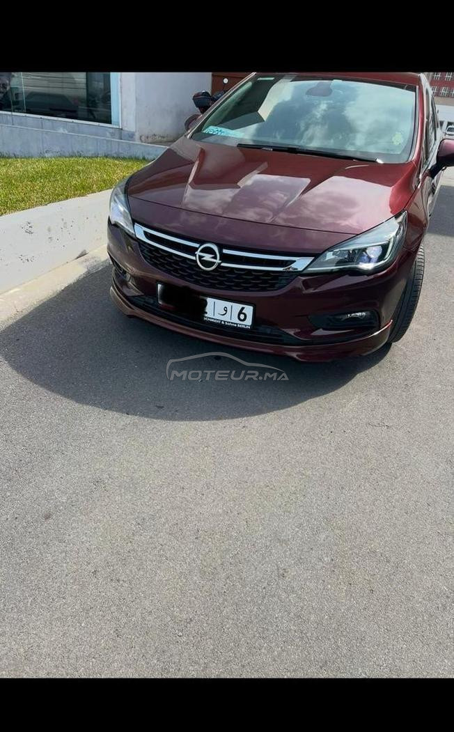 Opel Astra Diesel Automatique 2019 à Casablanca