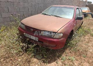 نيسان ألميرا