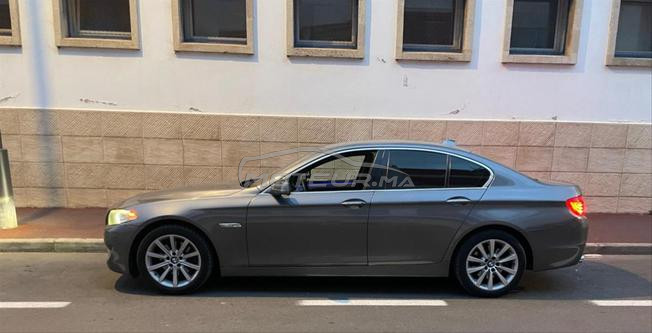 BMW série 5 essence 5.28 i