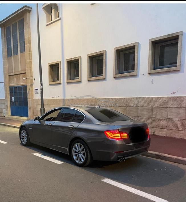 BMW série 5 essence 5.28 i