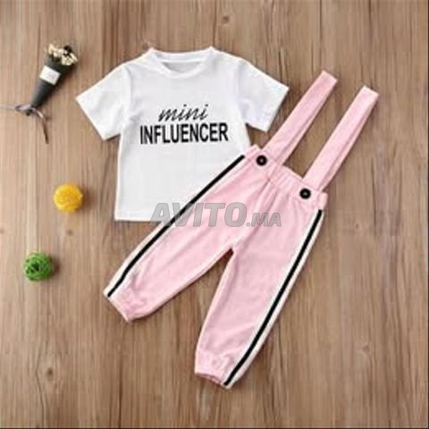 Lot de vetement enfants neuf emporter