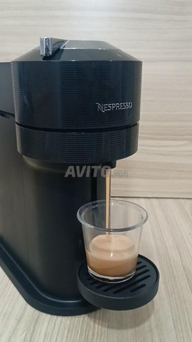 machine a café Nespresso vertuo noir
