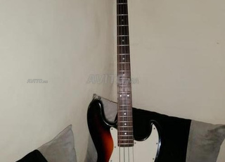 bass guitar roytik 