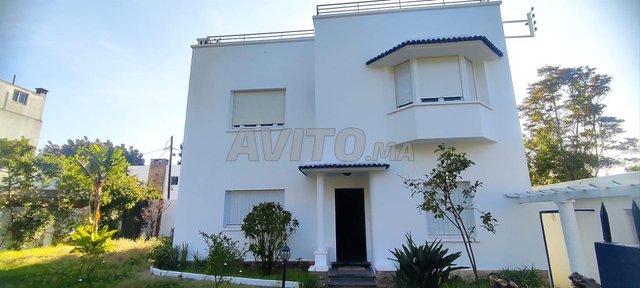 فيلا واسعة للإيجار في حسان، (بالقرب من Albert Camus)