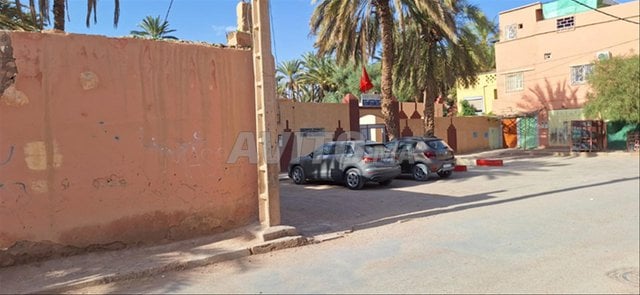 A vendre terrain Villa à OUATMANE GOULMIMA