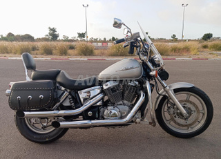 Honda shadow 1100
